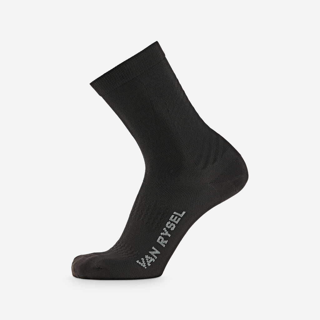Van Rysel 900 Mid-Cut Cycling Socks