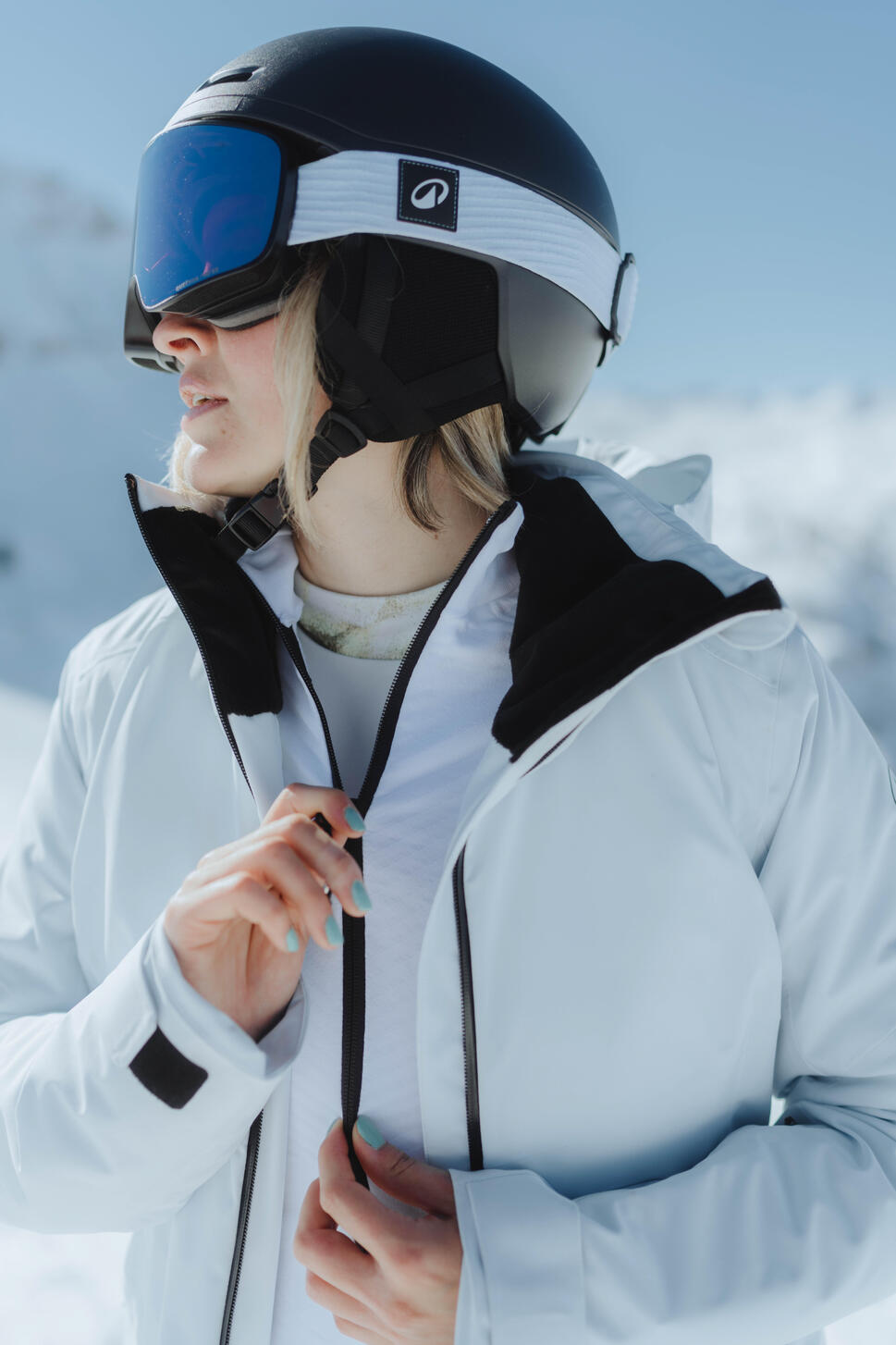 Women's waterproof ski and snowboard jacket 500 - Ice blue